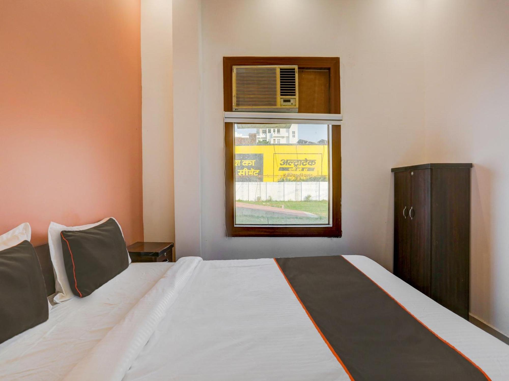 O North & Lawn Hotel Lucknow