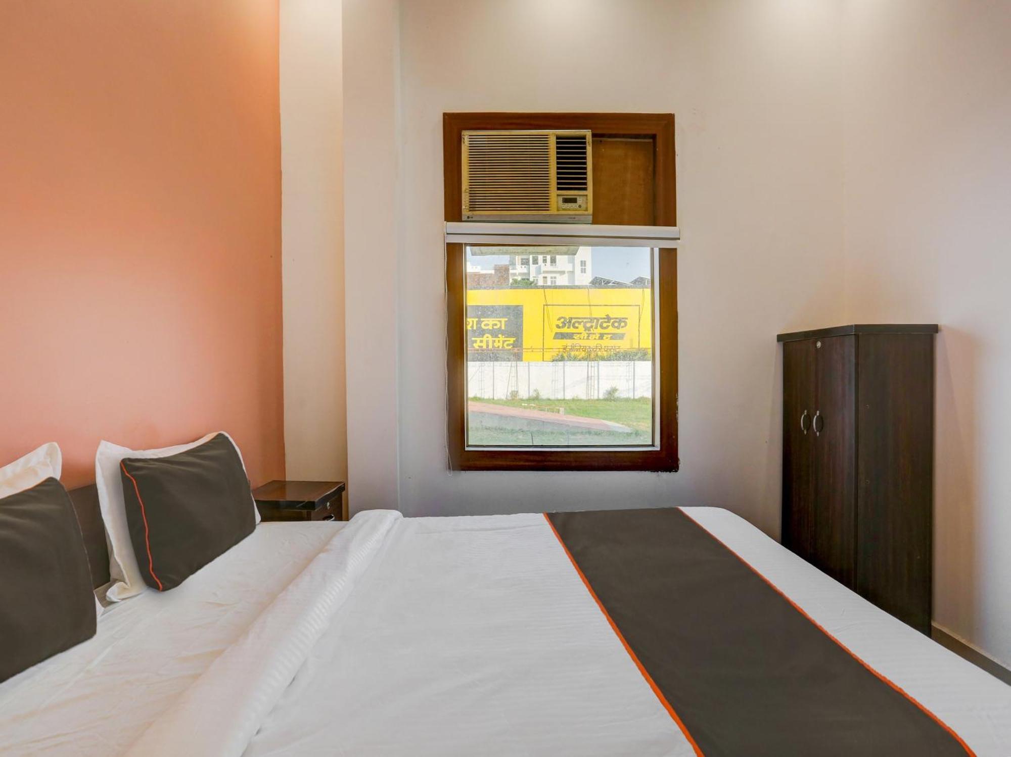 O North & Lawn Hotel Lucknow